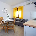 4 Palme ستاريغغاد باكلينتسا