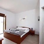 4 Palme ستاريغغاد باكلينتسا