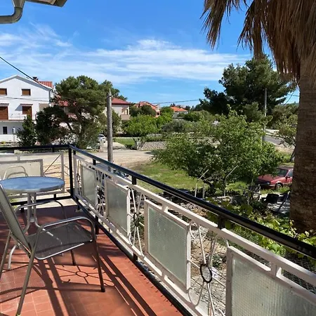 Apartment 4 Palme