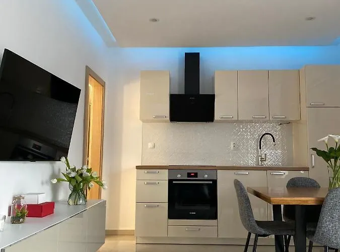 Appartement 4 Palme Starigrad Paklenica