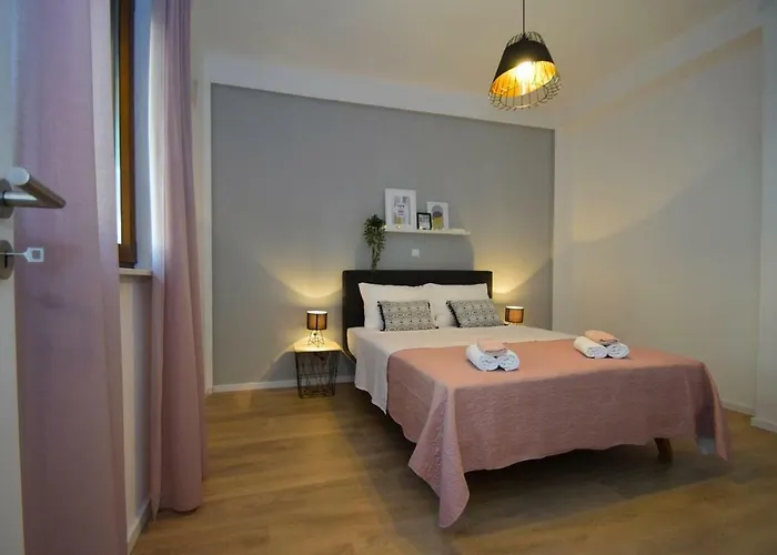 4 Palme Apartman Starigrad-Paklenica