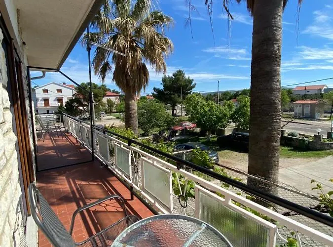4 Palme Διαμέρισμα