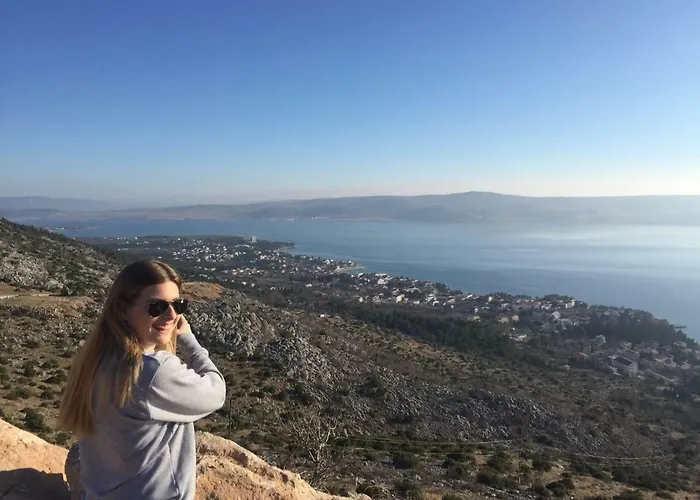 4 Palme Lejlighed Starigrad Paklenica